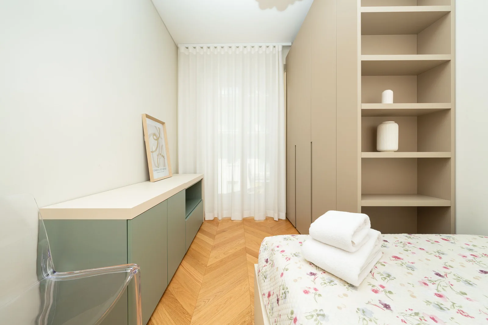 Signature Grand Suite — seconda camera con letti singoli e arredo su misura