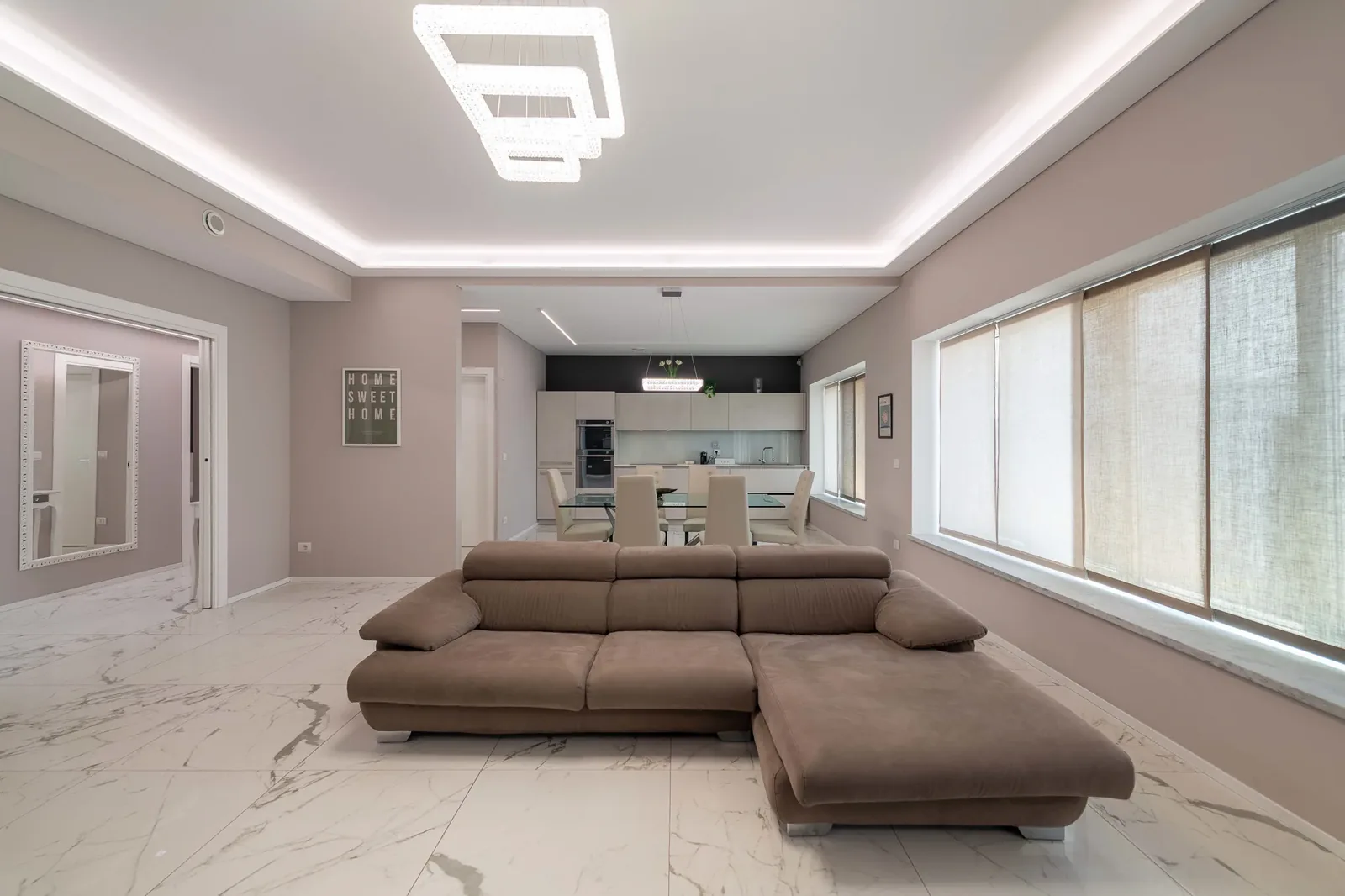 Urban Marble Suite - overview of the luxury residence in central Turin